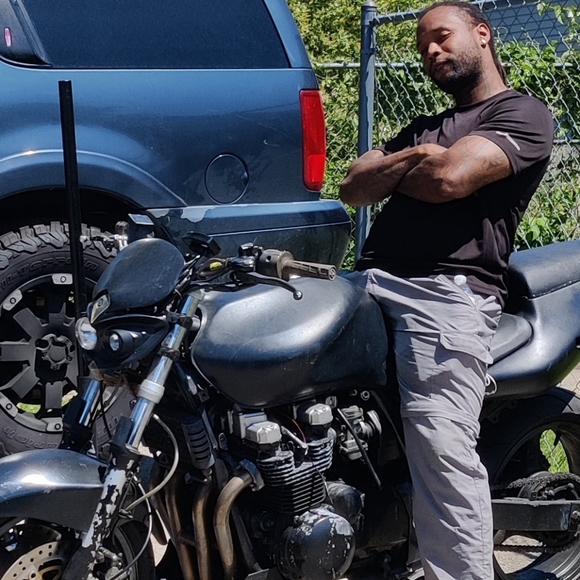 Meet your Posher, Tory - Picture 16 of 16